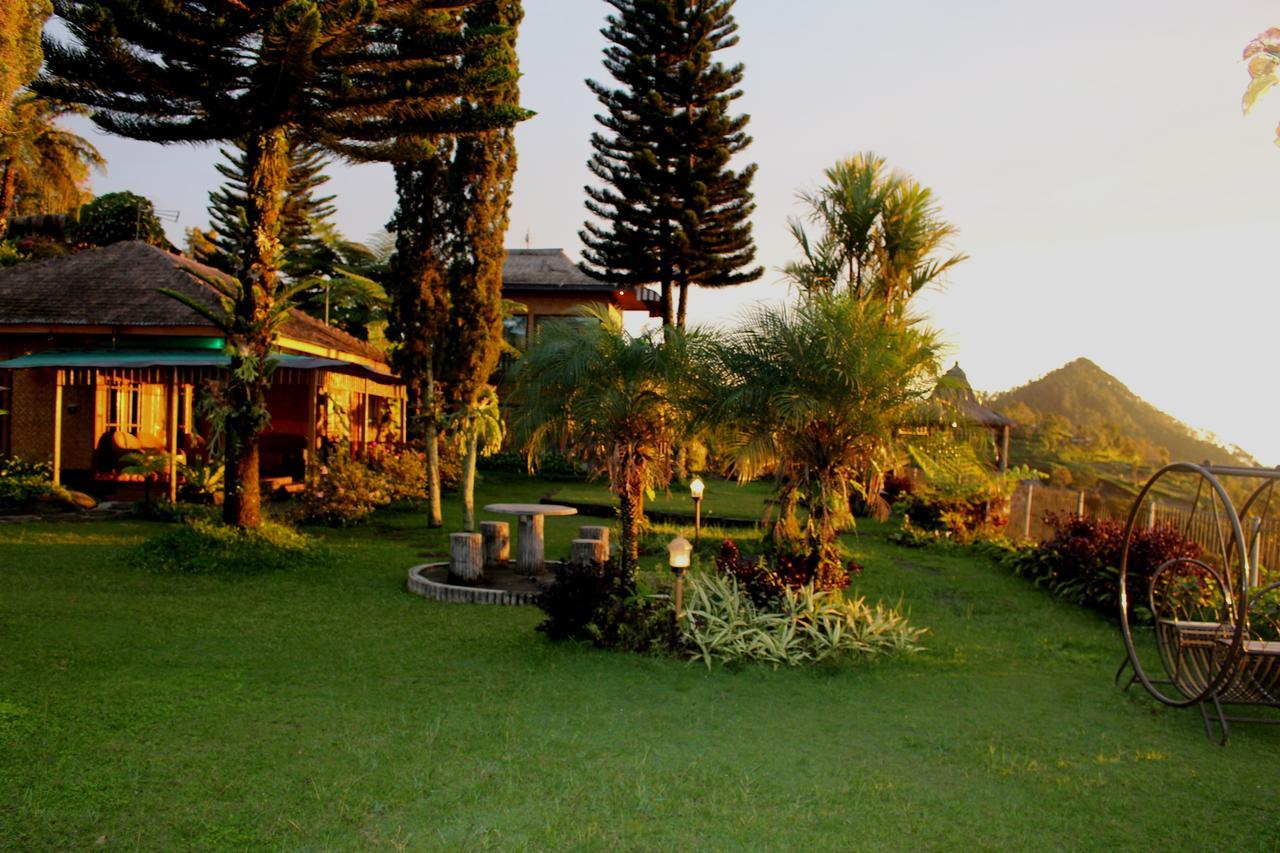 Sukuh Cottage Тавангмангу Экстерьер фото